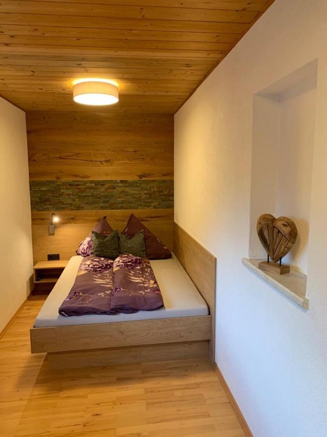 Ferienwohnung Tirol Ландек Екстер'єр фото